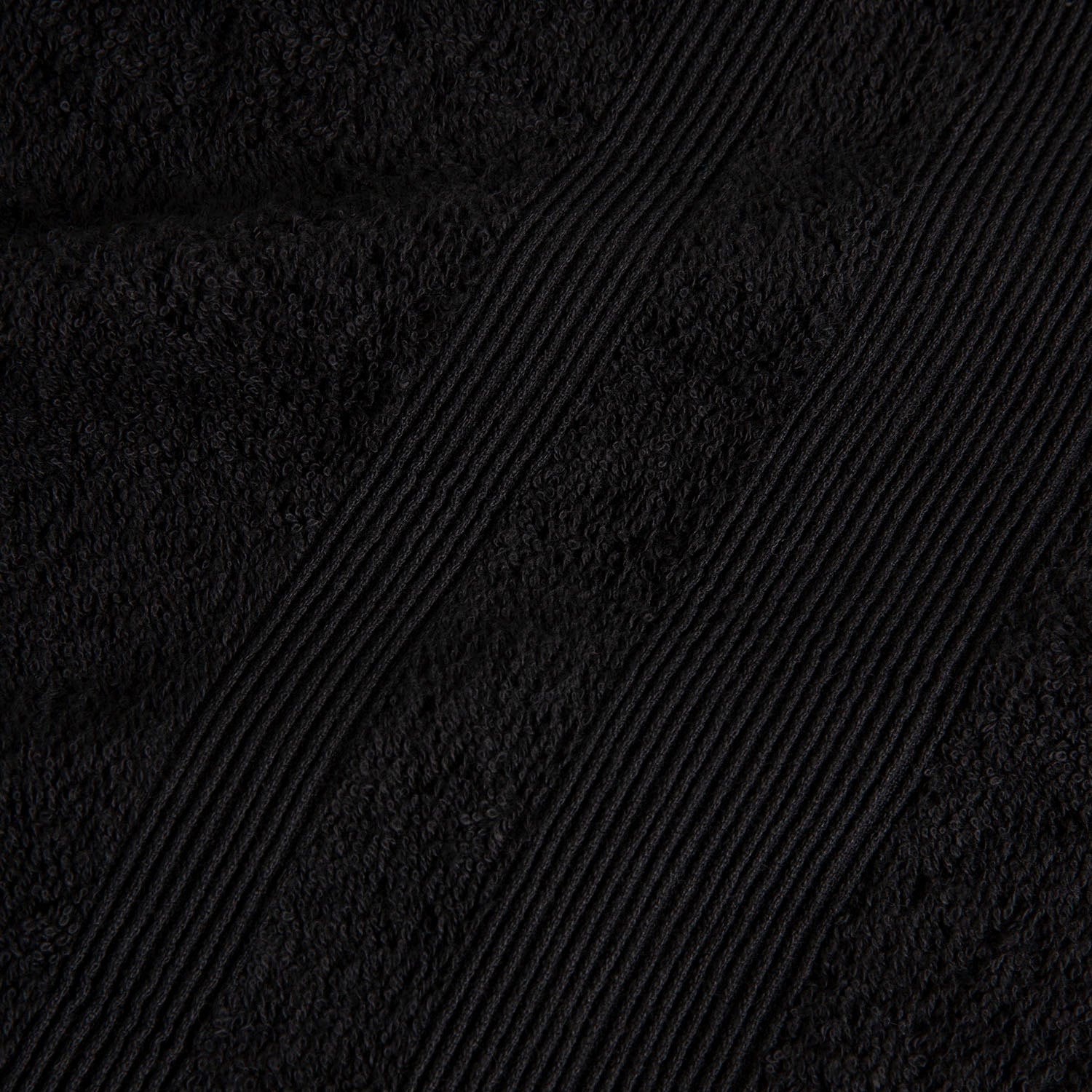 4565280